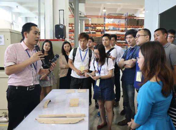 巴斯特的极致天窗工艺冰球突破游戏遇见伟(图8)