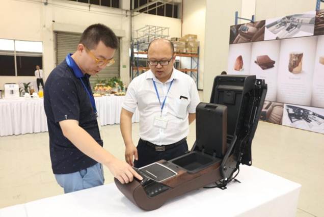 巴斯特的极致天窗工艺冰球突破游戏遇见伟(图27)